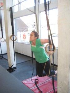 CrossFit_Empower_Ring_Dips4